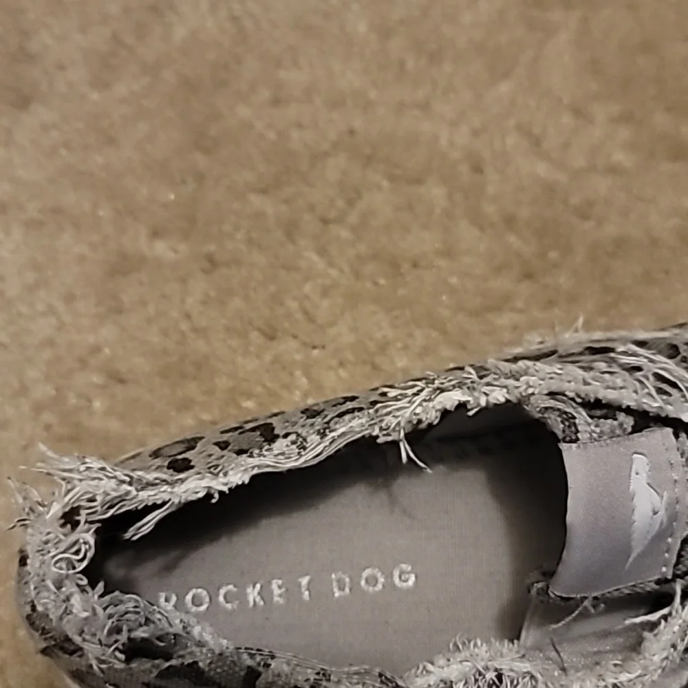 Rocket Dog Slip-on Canvas Casual Shoes - Picture 6 of 8